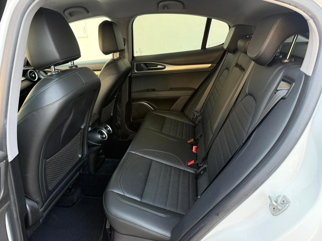 Alfa Romeo Stelvio 2.2 Turbodiesel 190 CV AT8 Q4 Sprint