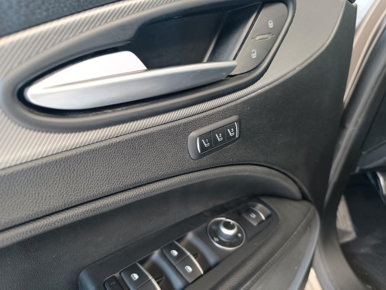 Alfa Romeo Stelvio 2.2 Turbodiesel 210 CV AT8 Q4 Veloce