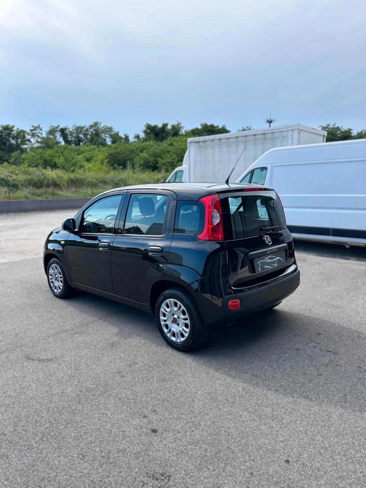 Fiat Panda 1.2 Easy 69cv 2020 Neopatentati Nera