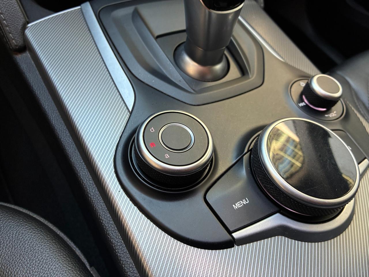 Alfa Romeo Stelvio Q4 - DISTRIBUZIONE ESEGUITA AUTOMATICA