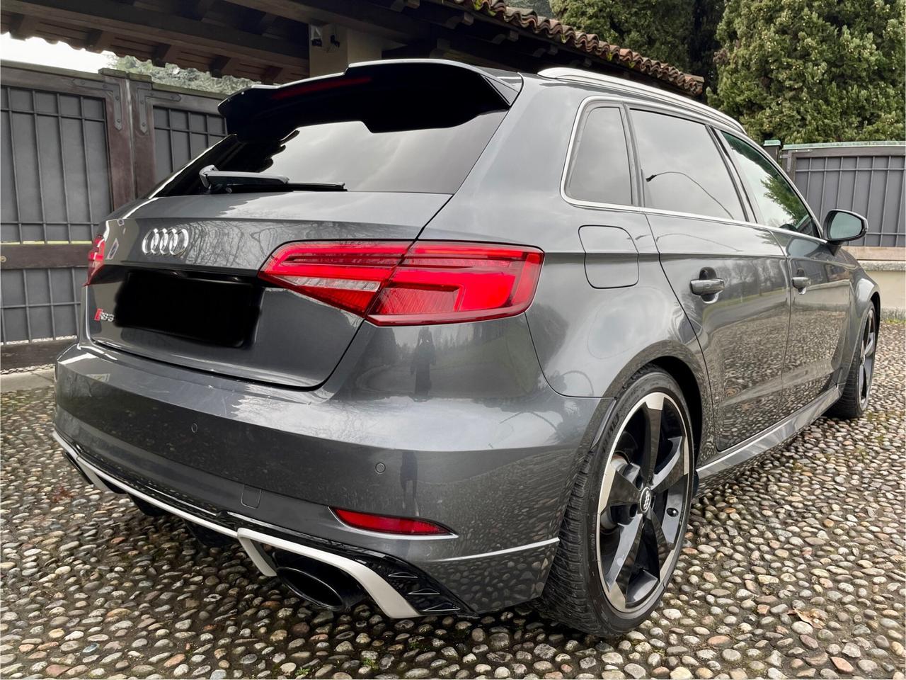 Audi A3 RS 3 Sedan 2.5 TFSI quattro S tronic