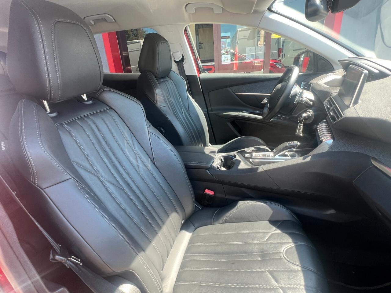 Peugeot 3008 1.5HDi Automatica Pelle Totale
