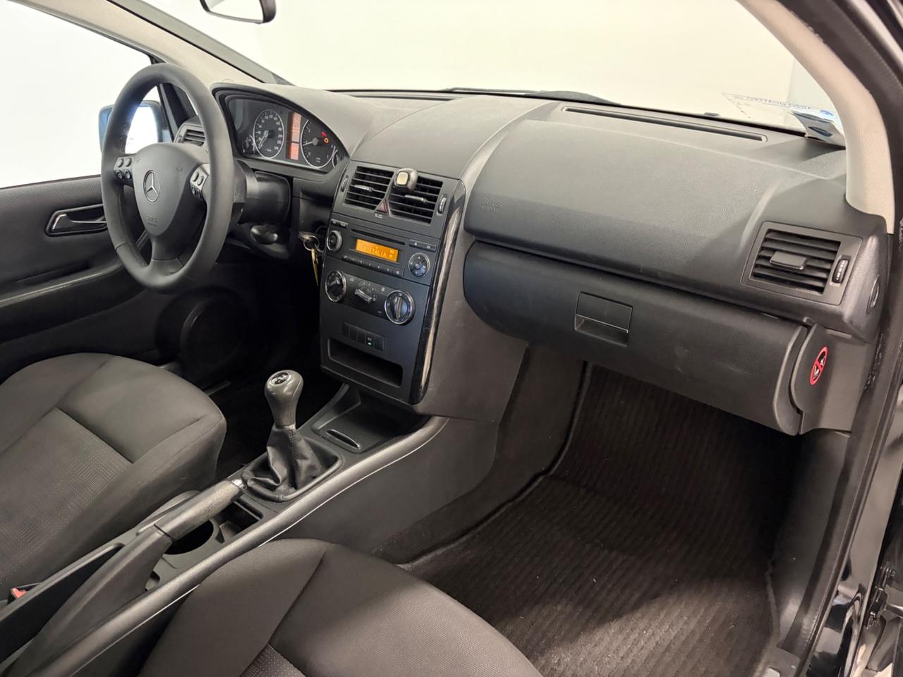 Mercedes-benz A 150 160 BlueEFFICIENCY Elegance