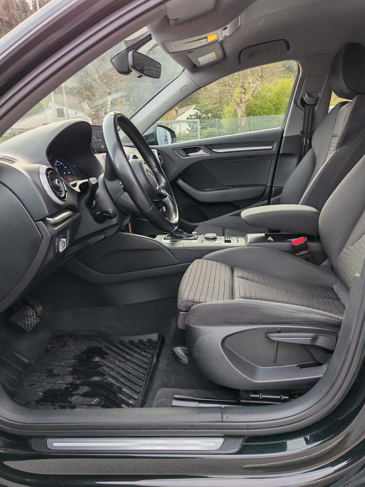 Audi A3 1.6 TDI S tronic Sport