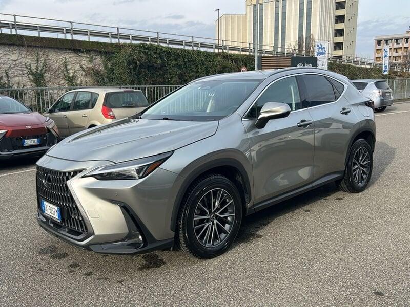 Lexus NX NX Plug-in 4WD Premium IVA ESPOSTA COMPRESA