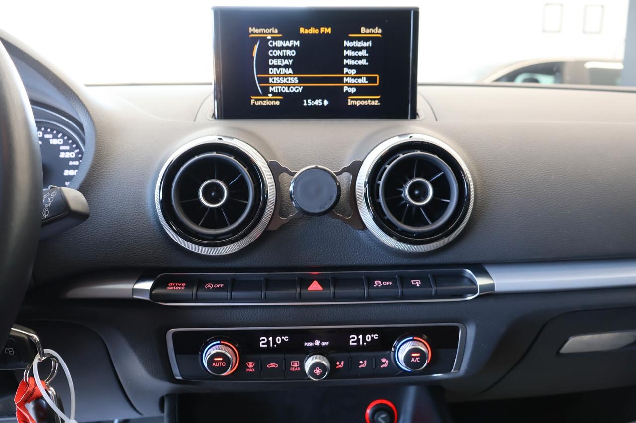 Audi A3 1.6 TDI clean diesel S tronic Attraction