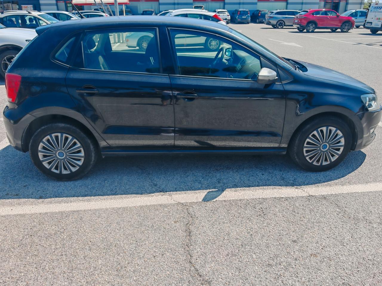 Volkswagen Polo 1.6 tdi 2013 90cv OK Neopatent In Preparazione.