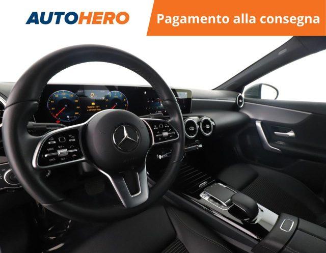 MERCEDES-BENZ A 200 Automatic Sport