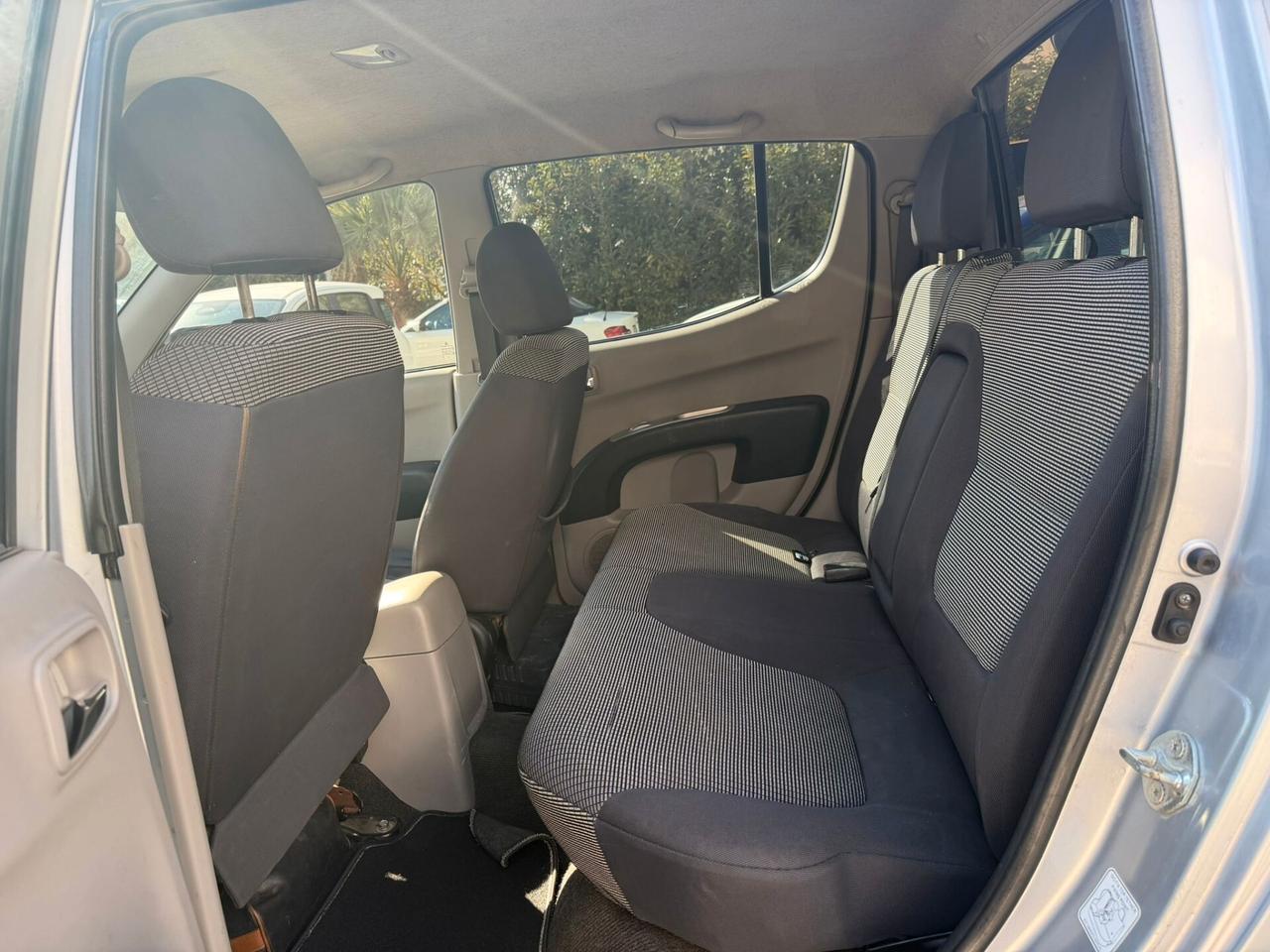 Mitsubishi L200 2.5 DI-D/136CV Double Cab Invite