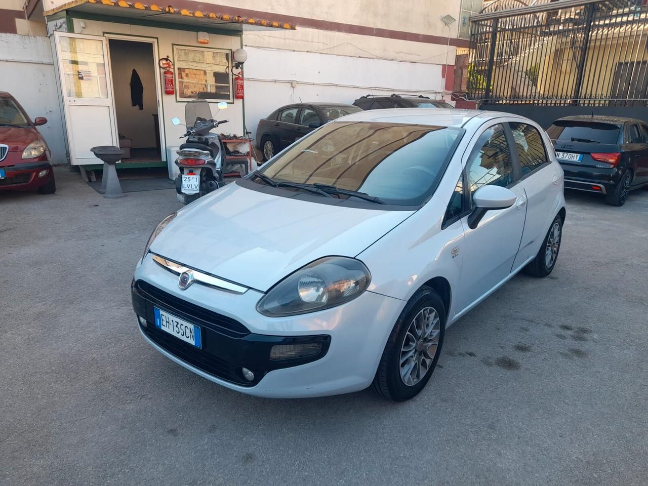 Fiat Grande Punto 1.2cc gpl 12 mesi garanzia-2011