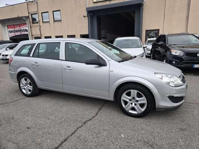 Opel Astra Astra SW 1.6 Enjoy Gpl-tech 115cv