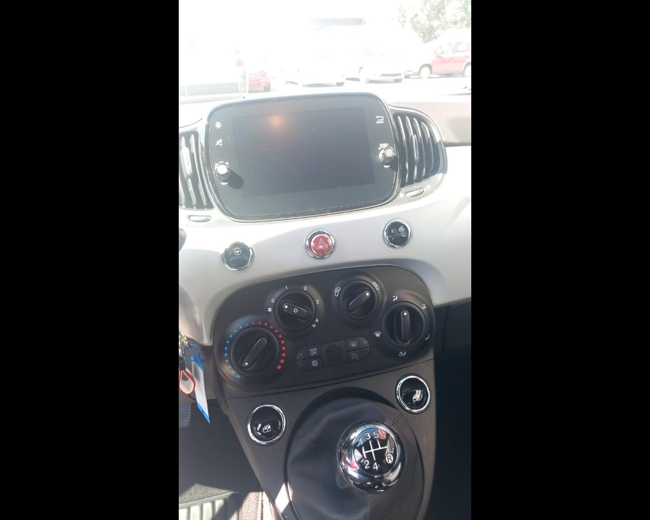 FIAT 500 (2015-->) - 500 C 1.2 Lounge