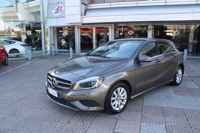 MERCEDES-BENZ A 200 Sport