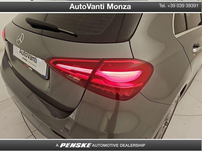 Mercedes-Benz Classe A A 180 AMG Line Premium auto