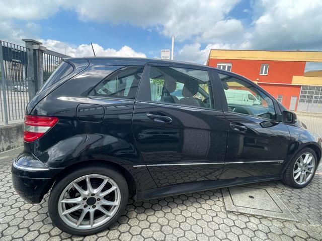 MERCEDES-BENZ B 180 CDI Sport