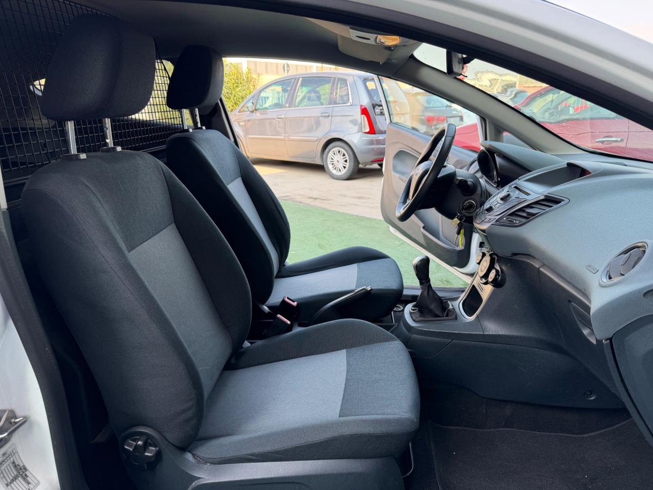 Ford Fiesta 1.4 TDCi 68CV 3 porte Van