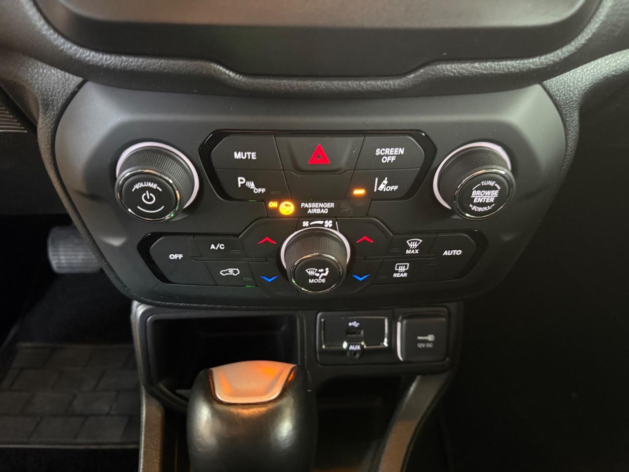 Jeep Renegade 1.3 T4 DDCT Limited