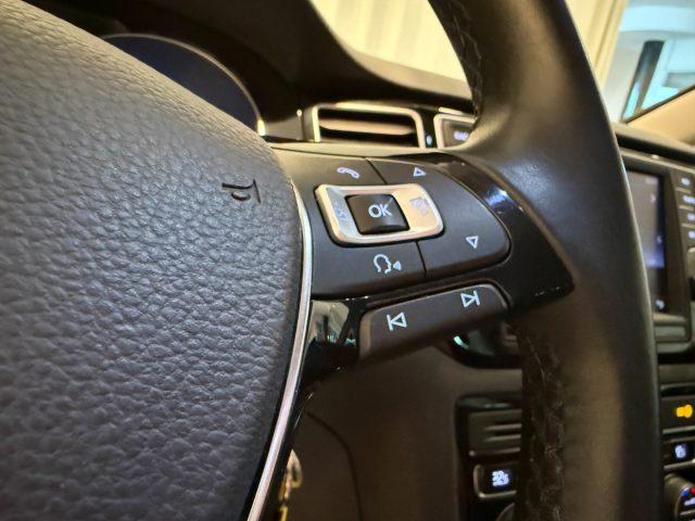 VOLKSWAGEN Golf Sportsvan 2.0 TDI DSG Highline Xenon Discover Pro Bluetooth