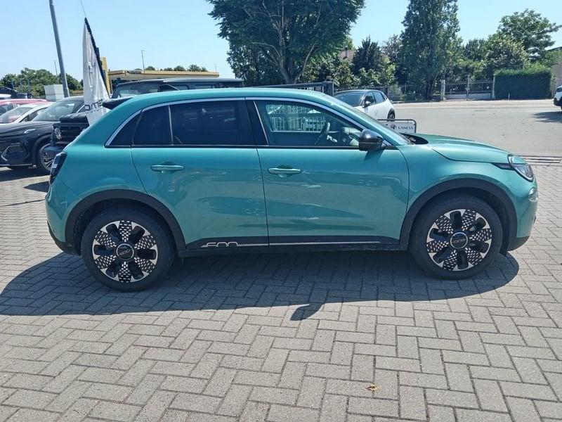 FIAT 600 1.2 Hybrid 100cv La Prima