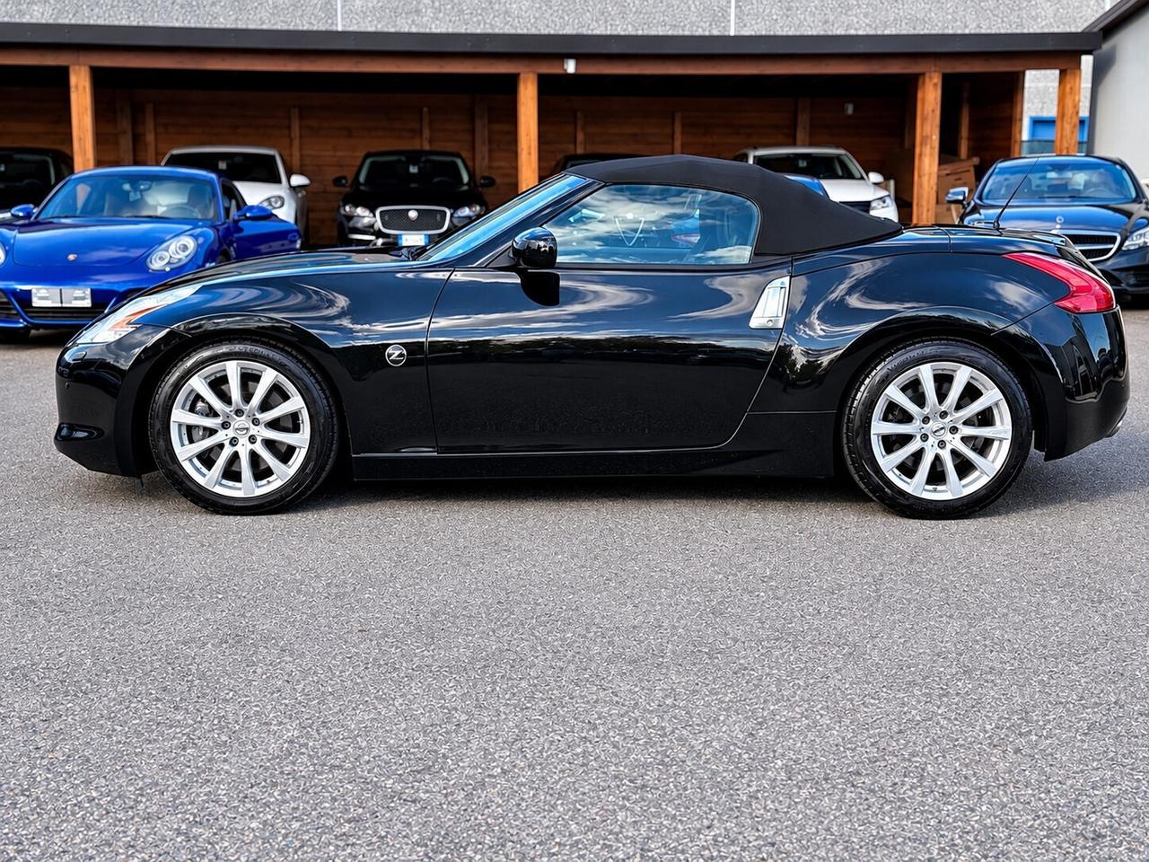 Nissan Z 370Z Roadster 3.7 V6 Lev 2
