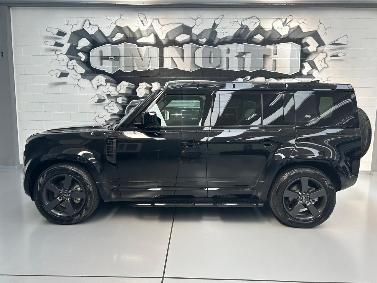 Land Rover Defender 110 3.0D I6 200 CV AWD Auto X-Dynamic SE