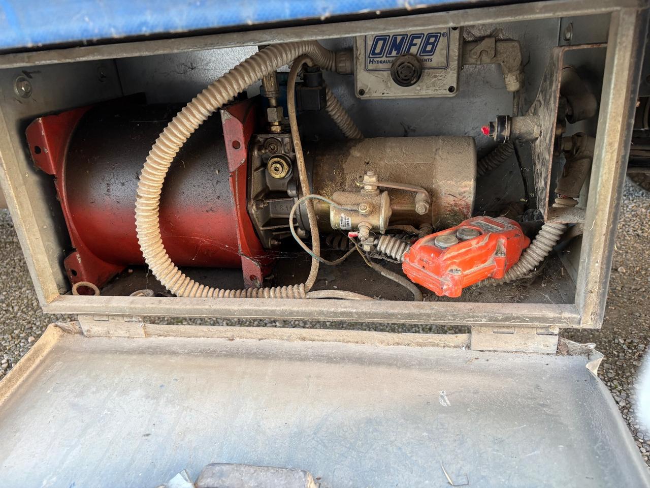 Nissan Cabstar 28.10 3.0 Tdi PC Cabinato L