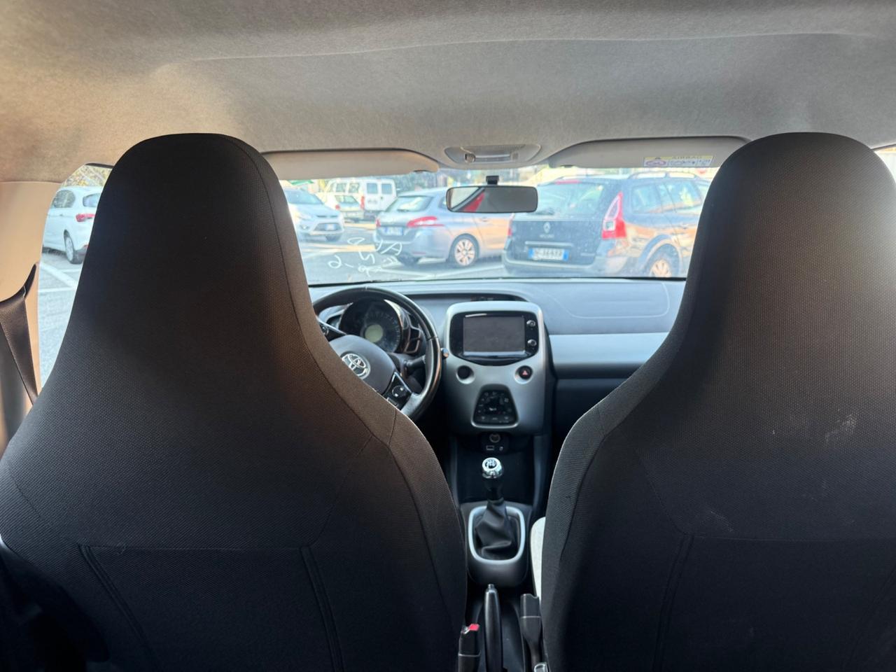 Toyota Aygo 1.0 VVT-i 69 CV 5 porte x-business