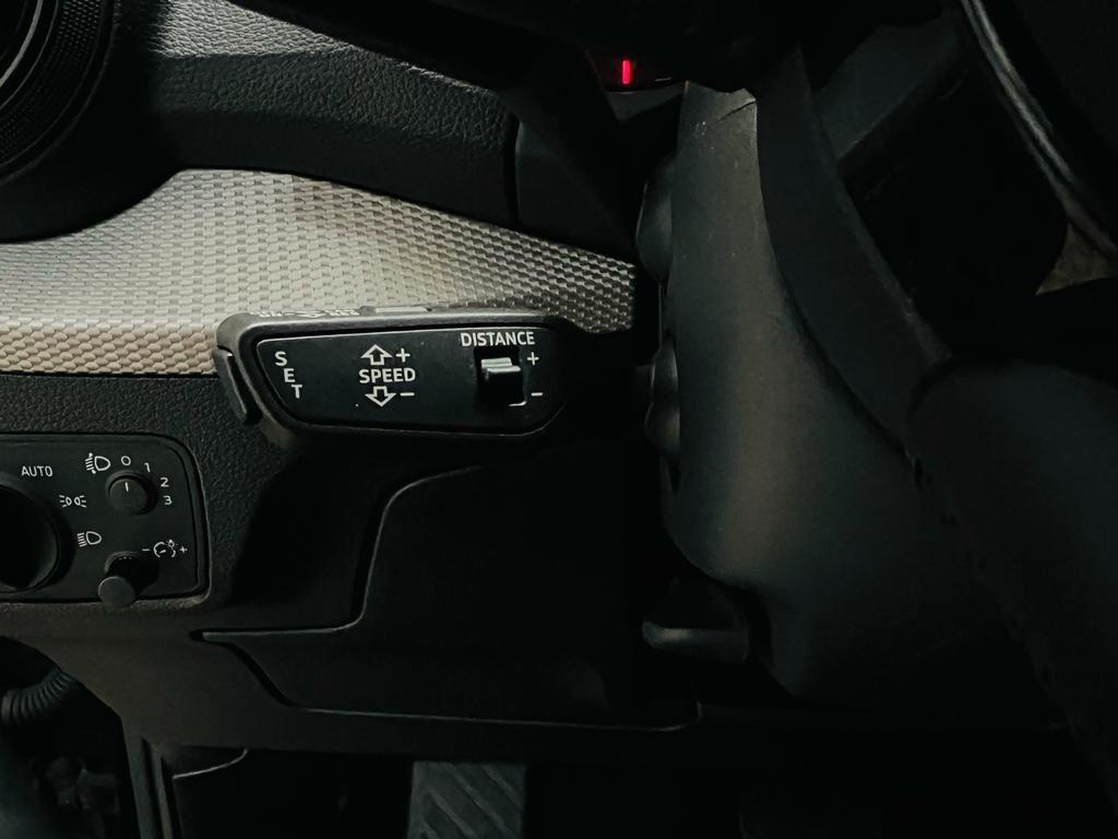 Audi Q2 1.6 TDI S tronic Business 2017