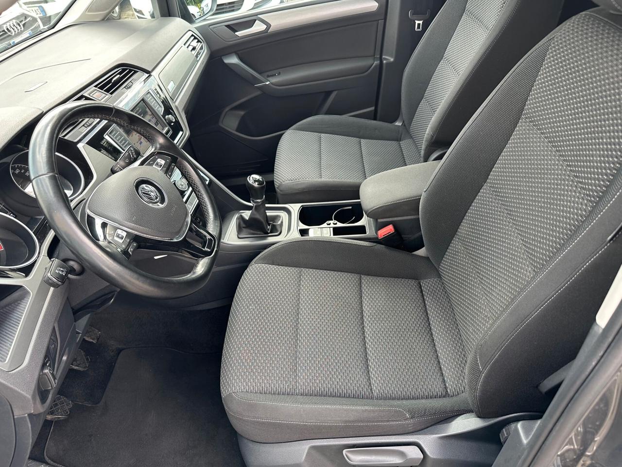 Volkswagen Touran 1.6 TDI Business BlueMotion Technology