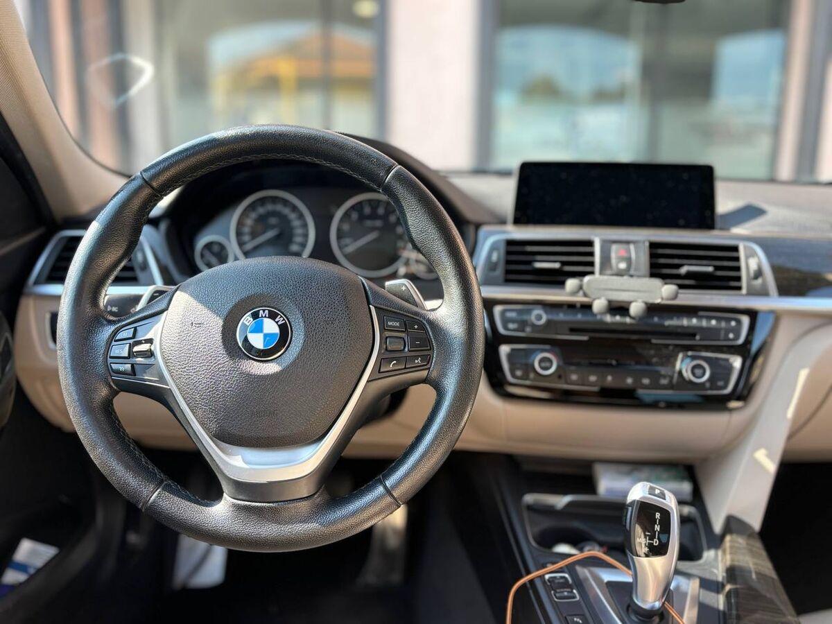 BMW Serie 3 Berlina 330e Luxury auto