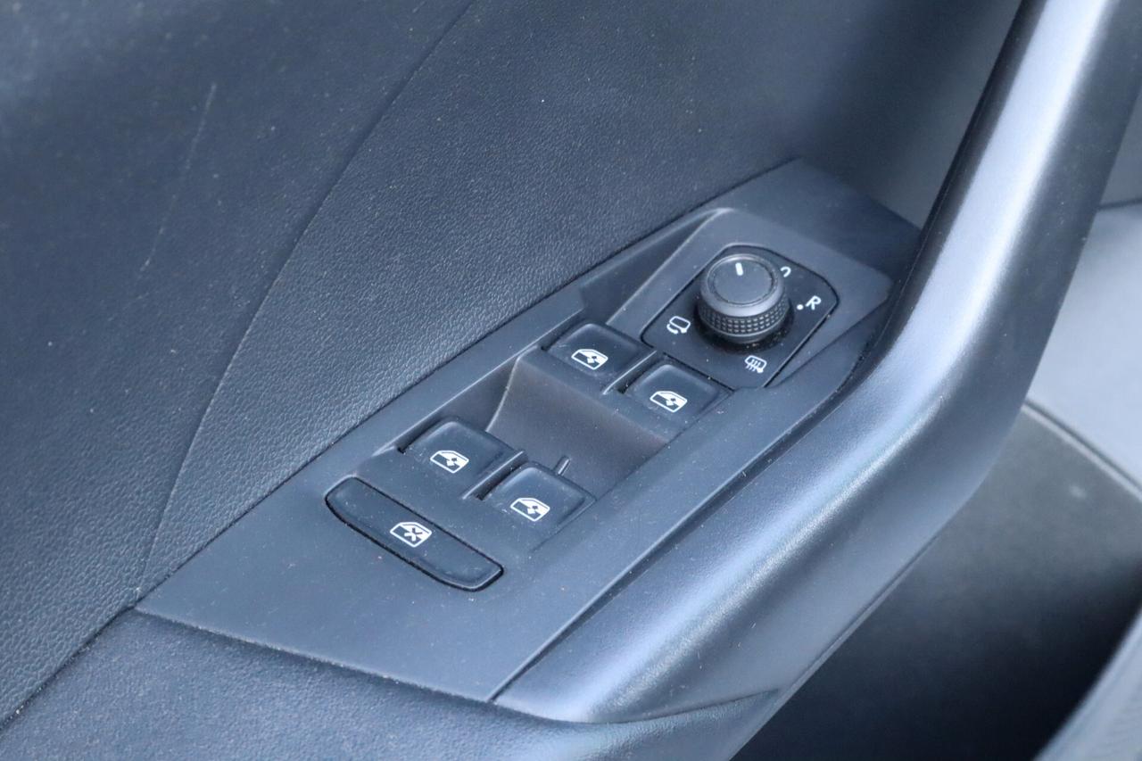 Volkswagen T-Cross 1.0 95CV LIFE ACC DIGITAL COCKPIT SENSORI