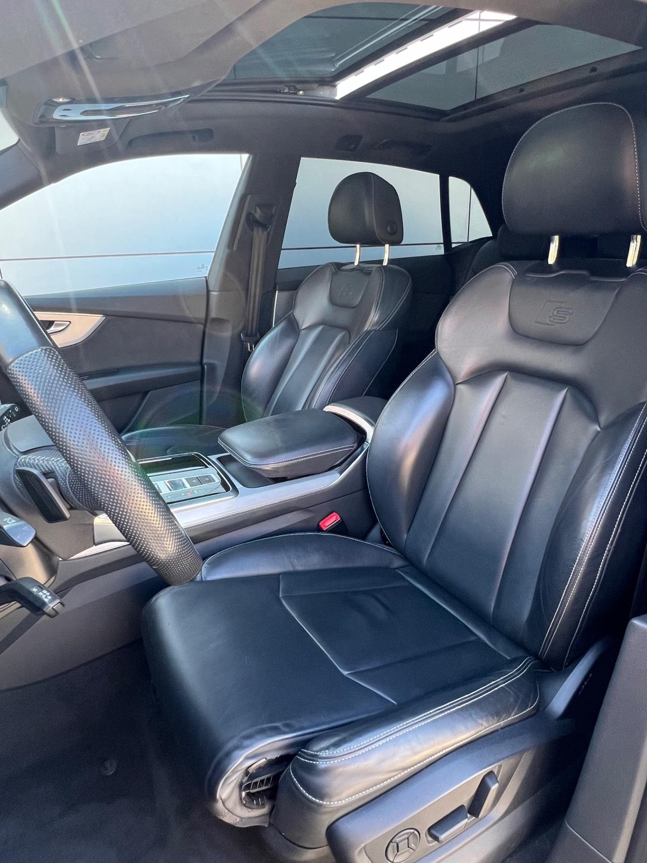 Audi Q8 50 tdi Sline possibilità noleggio no scoring