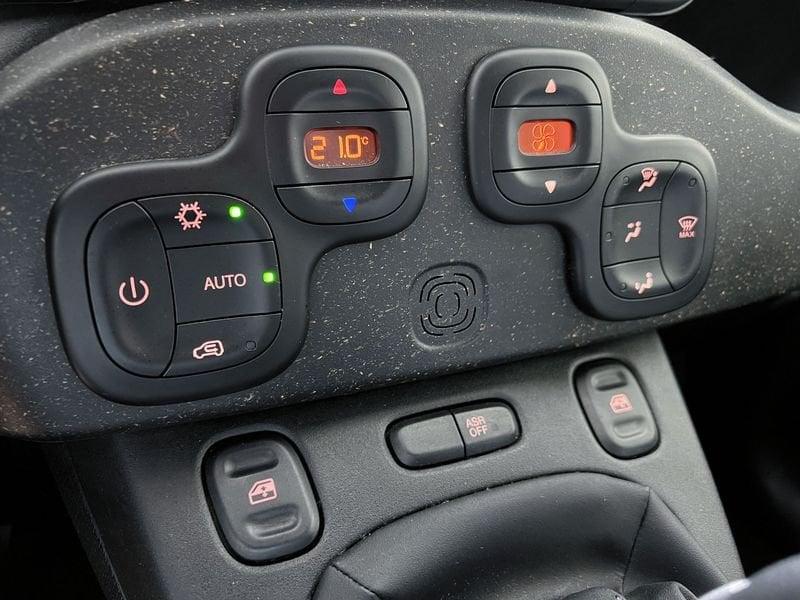 FIAT Panda Cross Panda 1.0 firefly hybrid Cross s&s 70cv 5p.ti