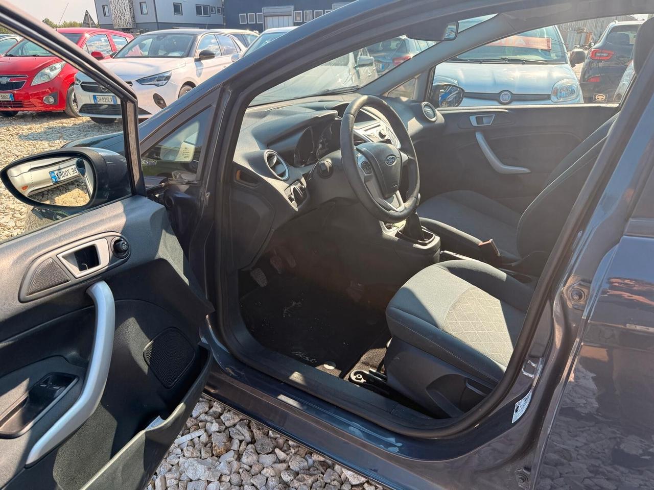 Ford Fiesta 1.4 TDCi 70CV 5 porte Titanium