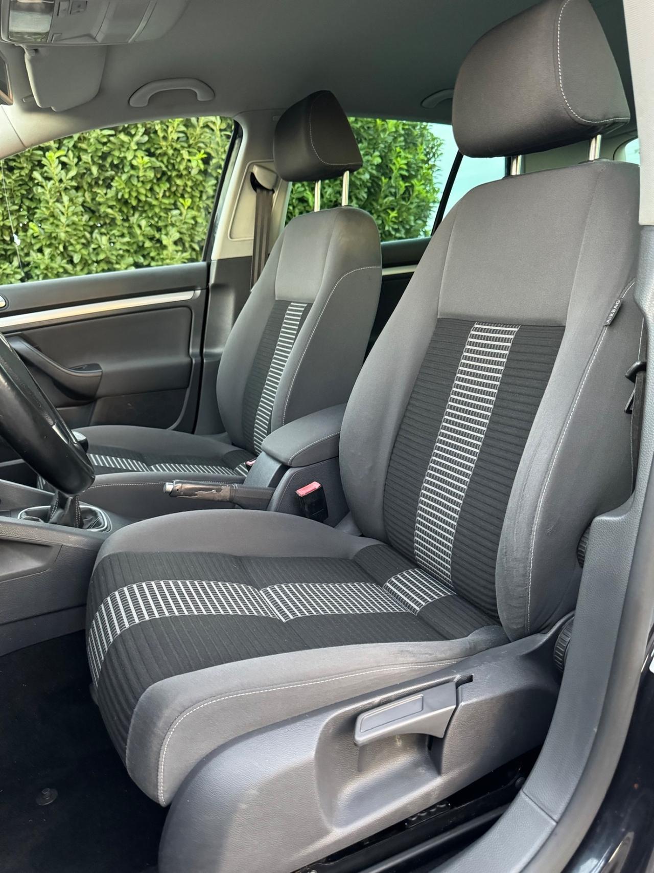 Volkswagen Golf 1.4 59kw 5p. Comfortlineok neopatentati