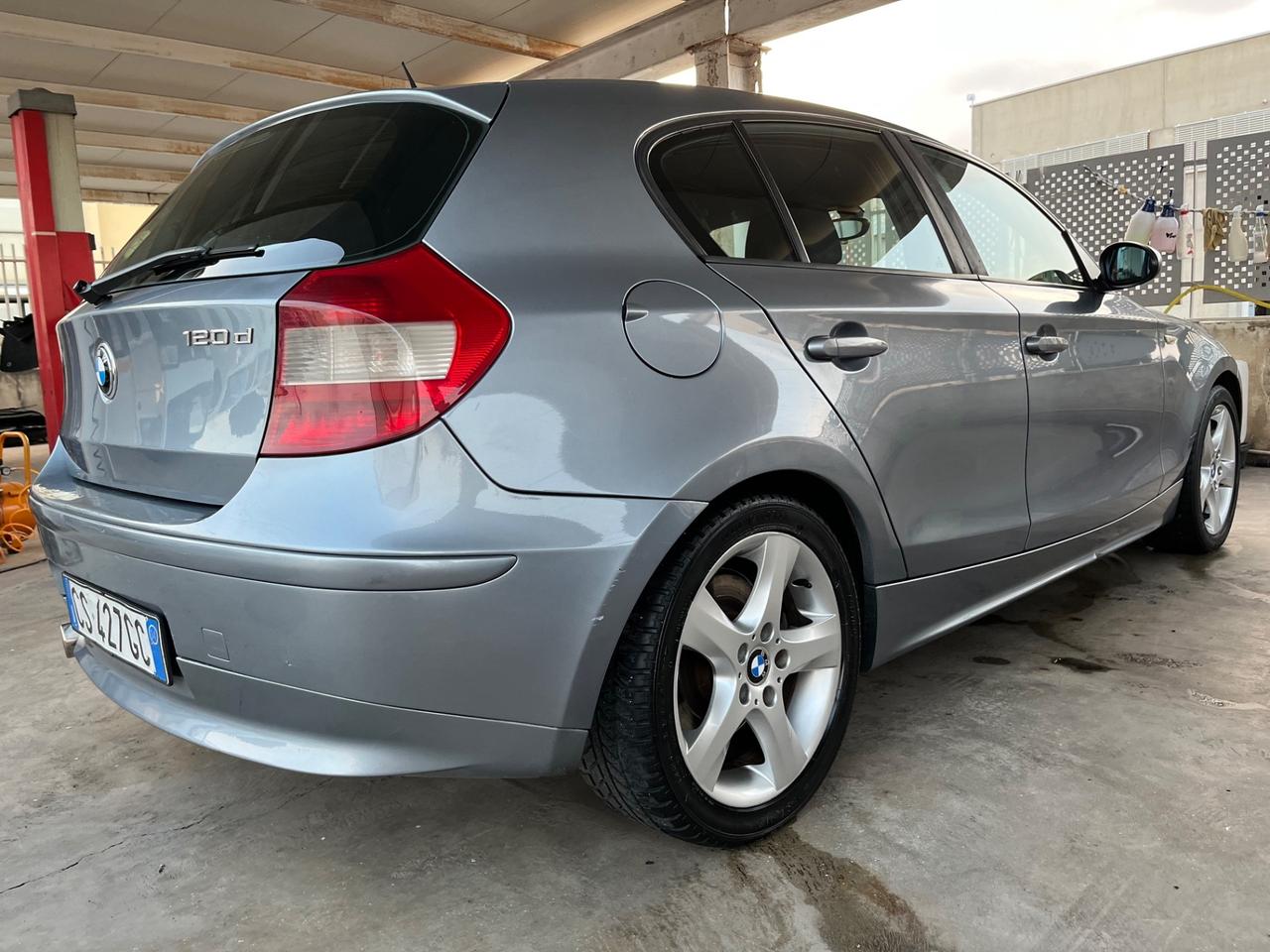 Bmw 120 120d cat 5 porte Futura