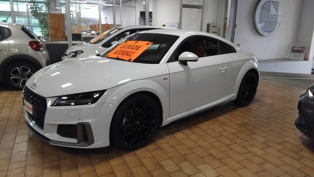 AUDI TT Coupé 40 TFSI S tronic