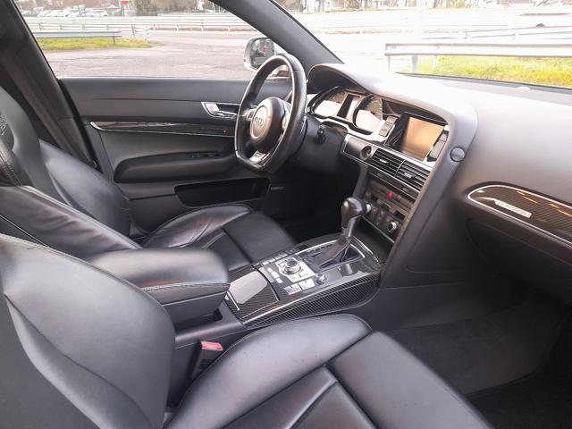 AUDI RS 6 5.0 V10 qu. Avant tip.