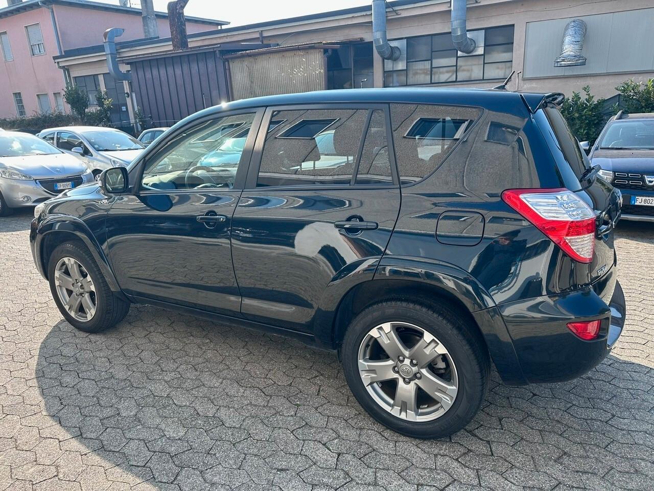 Toyota RAV 4 RAV4 Crossover 2.2 D-4D 150 CV DPF Exclusive