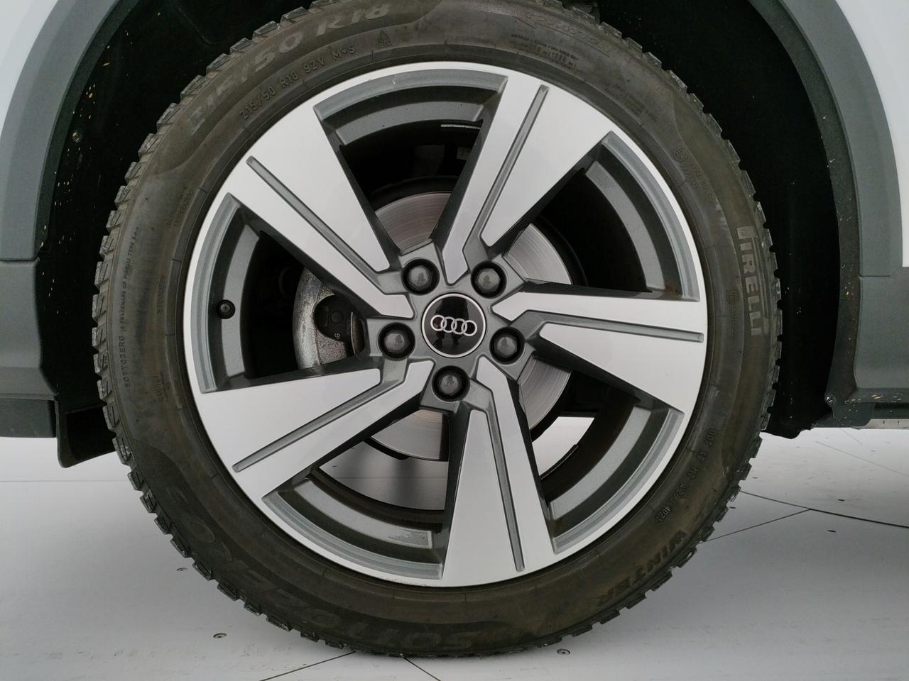 Audi Q2 35 1.5 tfsi admired s-tronic