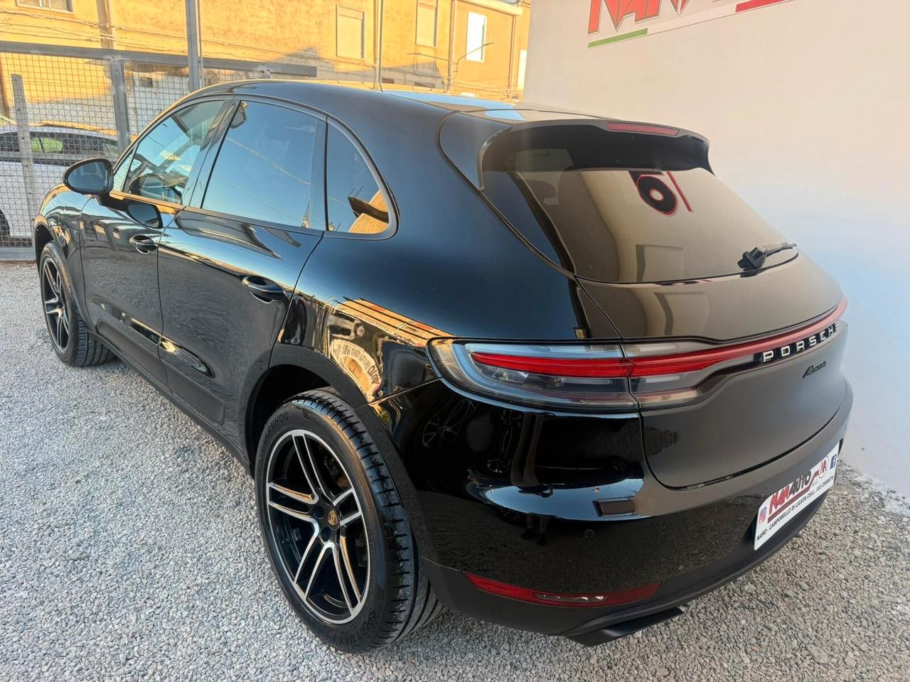 Porsche Macan 2.0 245cv