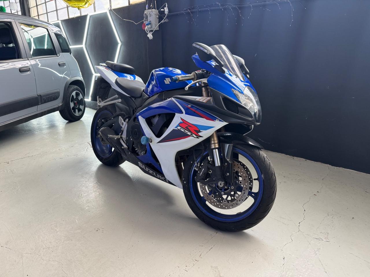 Suzuki GSX R 600