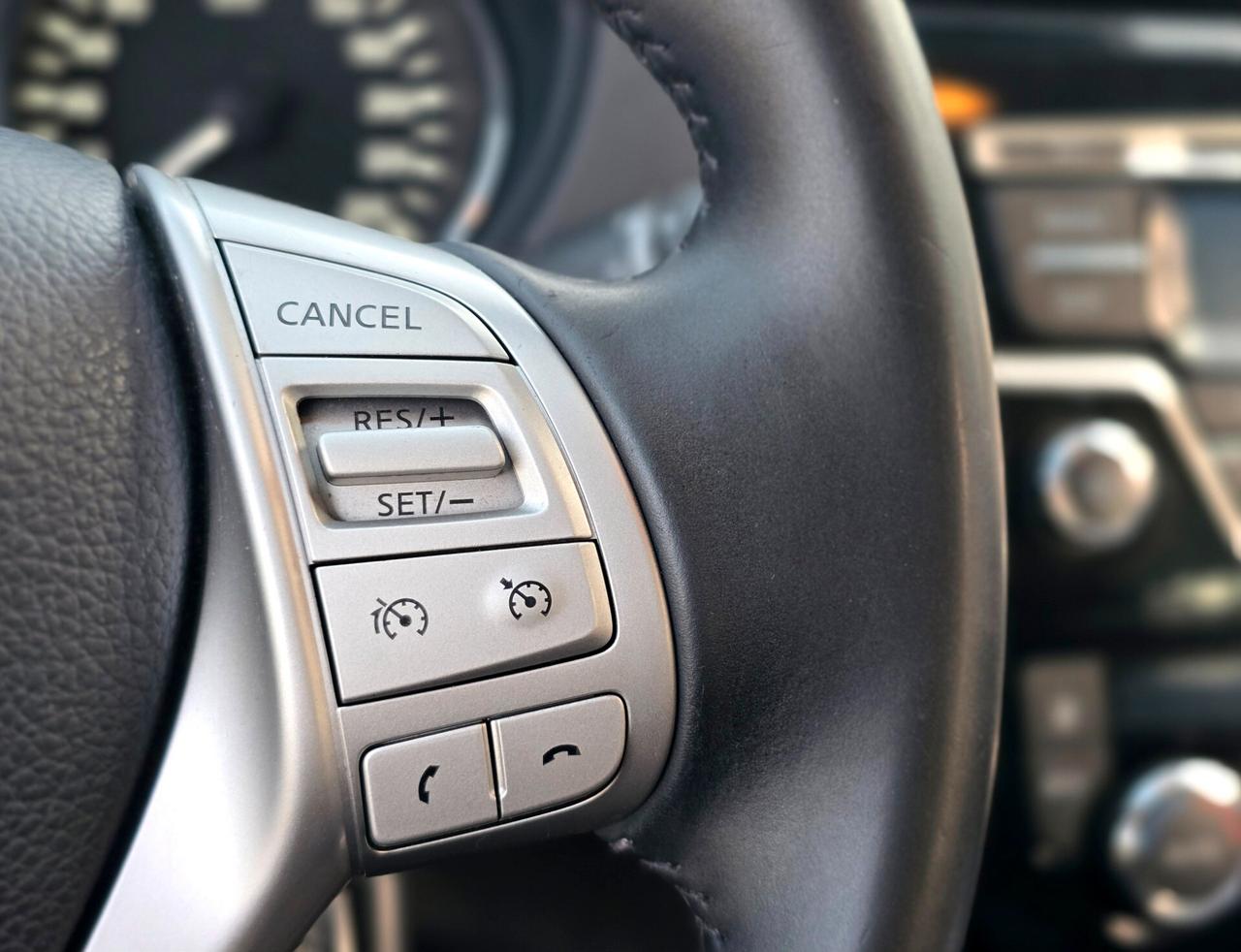 NISSAN QASHQAI RESTYLING CON SOLI 137.000KM NUOVA