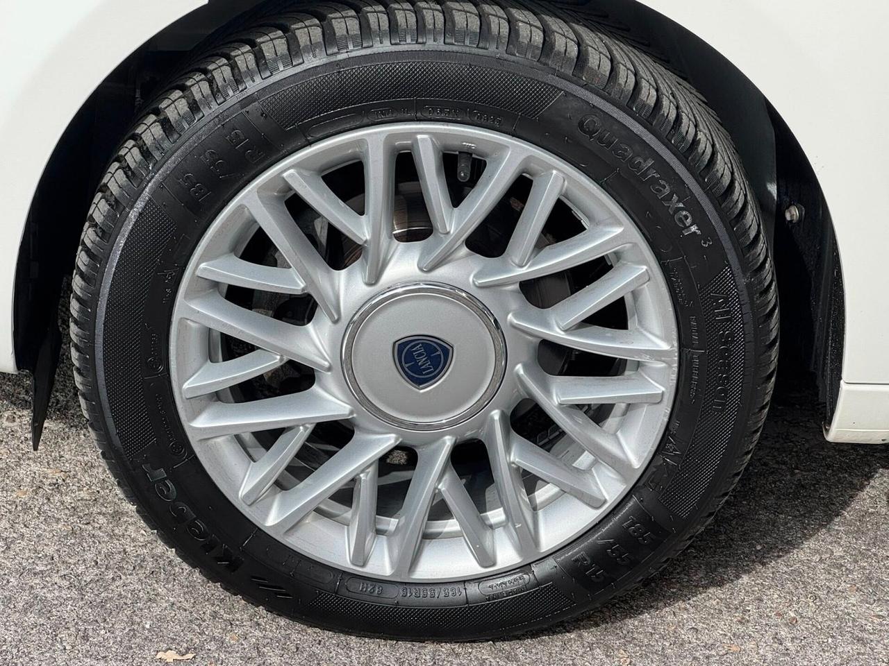 LANCIA YPSILON 1.2 BENZINA GOLD CERCHI PERFETTA