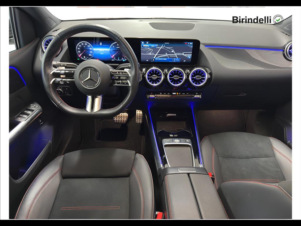 Mercedes-Benz Classe B (W247) - B 180 d Automatic AMG Line Premium