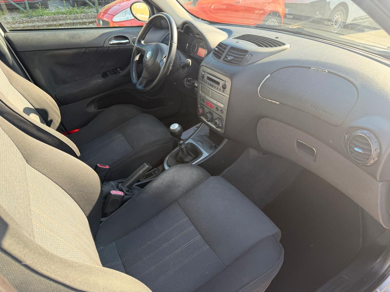 Alfa Romeo 147 1.9 JTD (120)