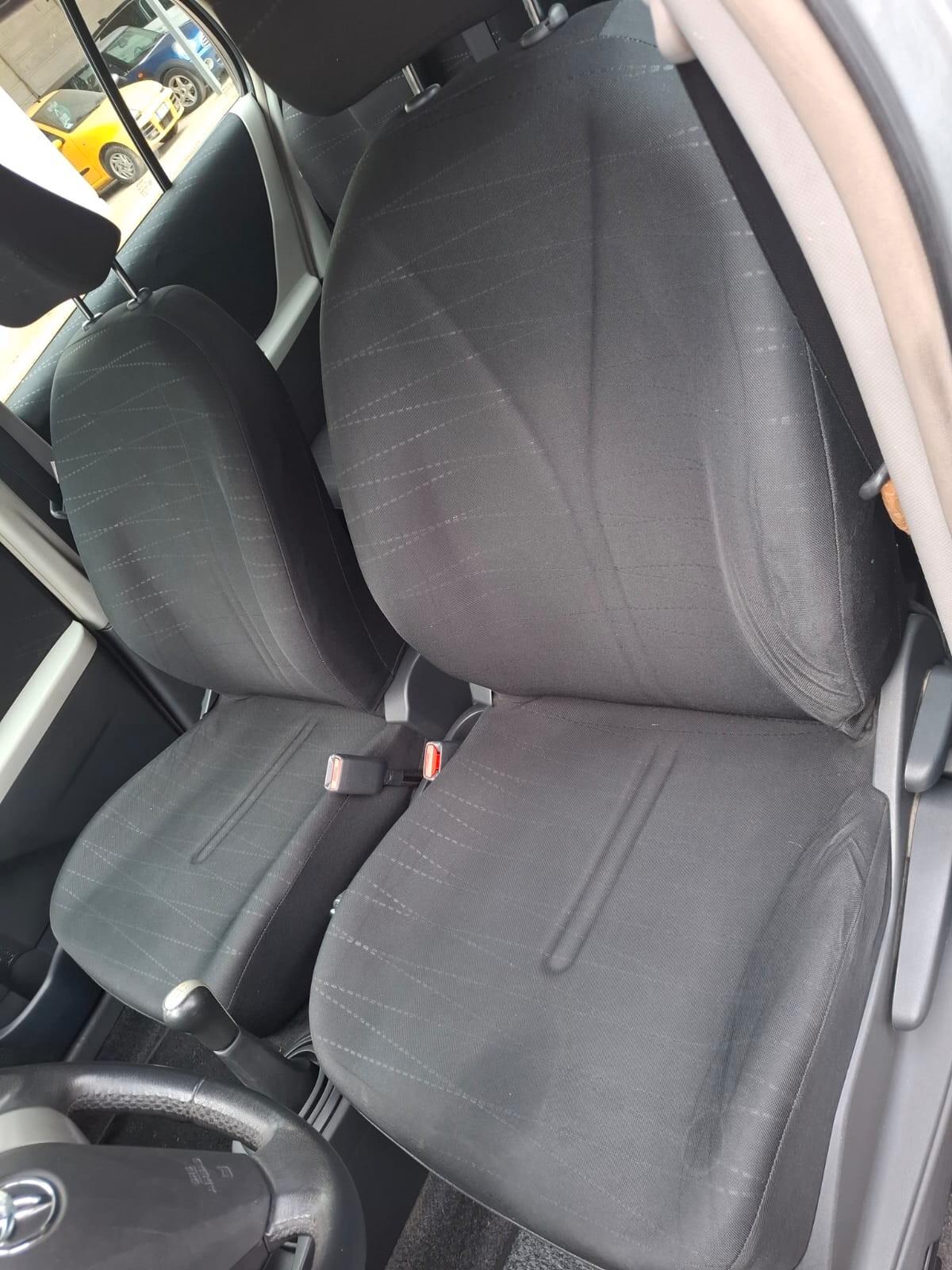 Toyota Yaris 1.3 5 porte Navi 87 Cv (64kw)
