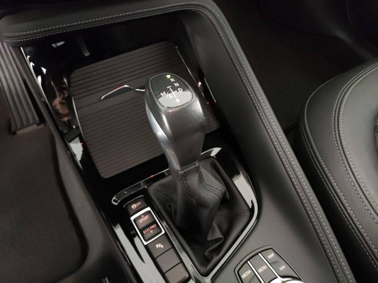 BMW X1 sdrive 18d Advantage auto