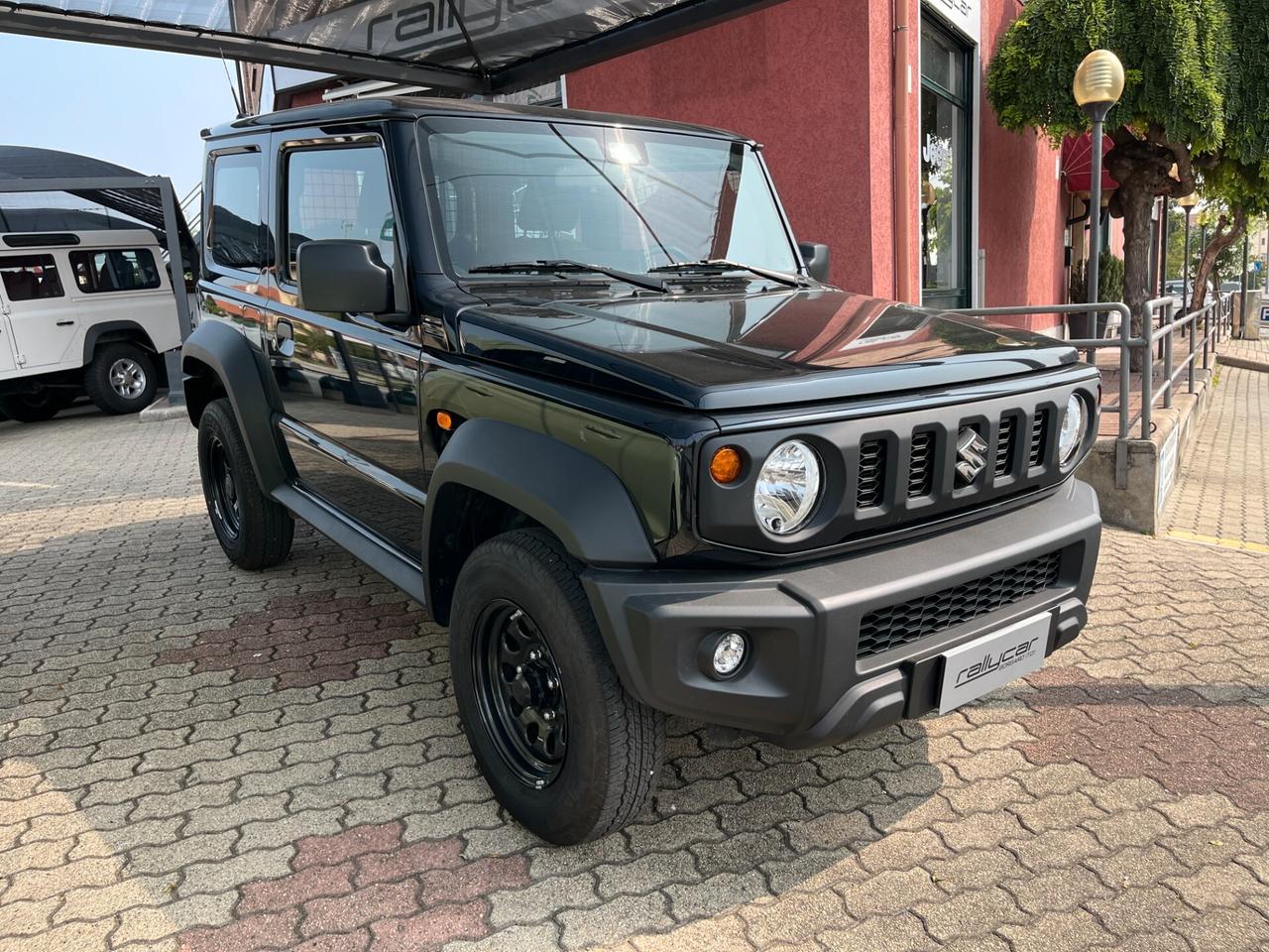 Suzuki Jimny 1.5 5MT PRO (N1) - 12/2023 - 9800km