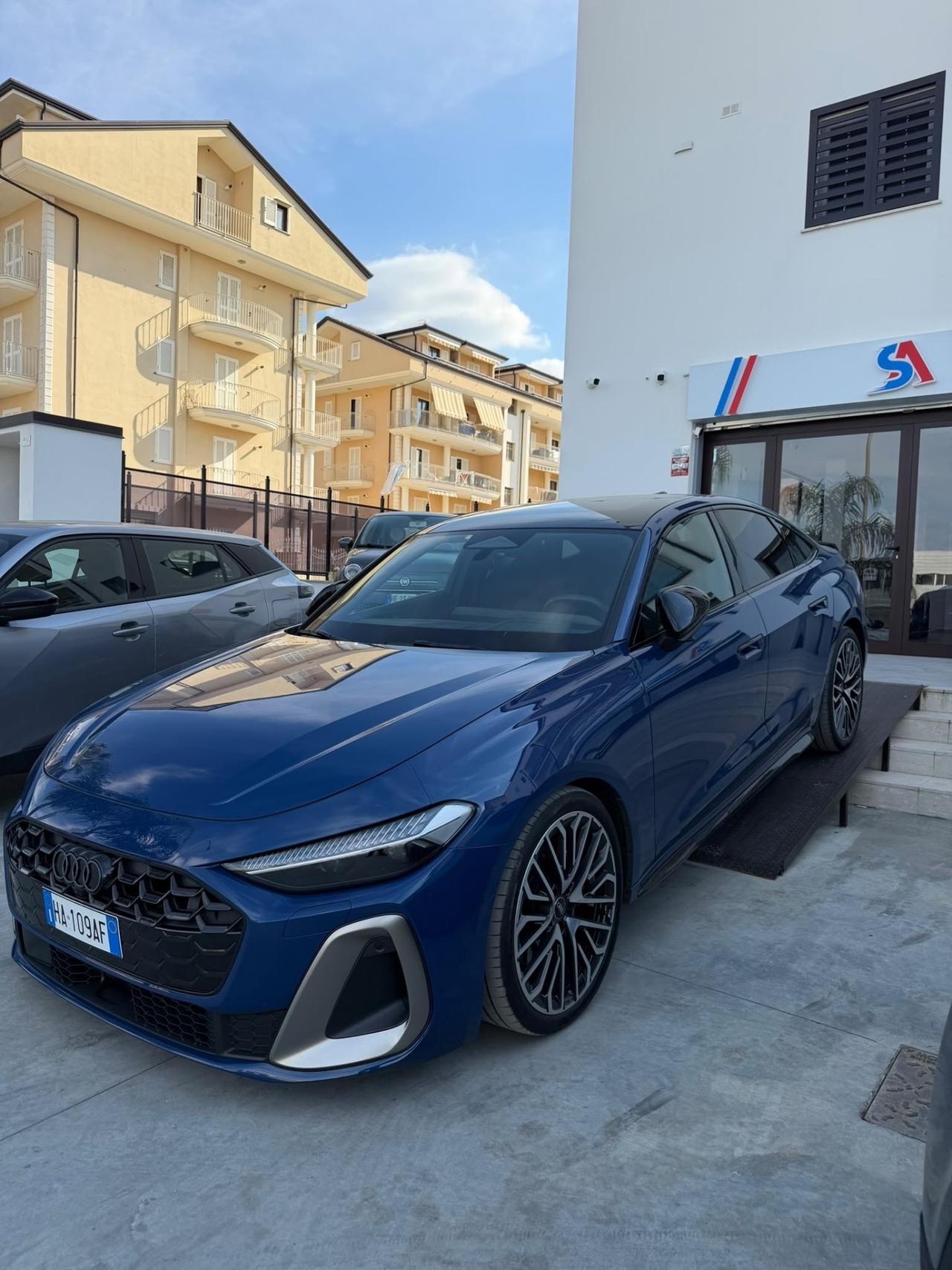 Audi A5 TDI 150 kW mHEV+ S Tronic Quattro Launch Edition one